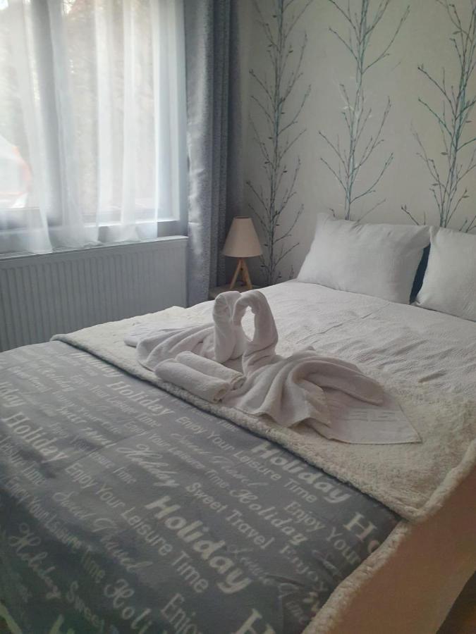 Jorj Suites Apartament
